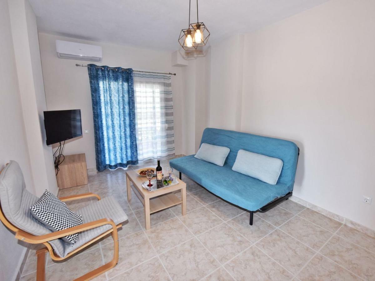 Iris Sunset Apartments - Nea Potidea Halkidiki Εξωτερικό φωτογραφία